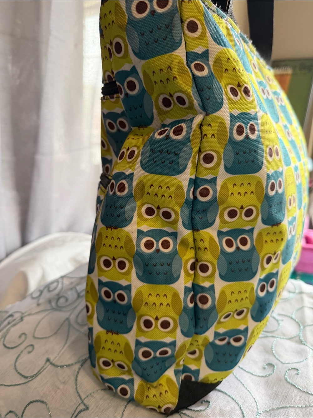 Yak Pak Owl Print Tote in Yellow and Teal with Black Straps - Picture 3 of 9